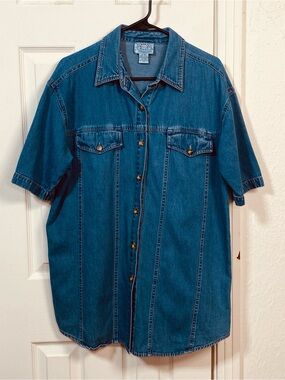 Carolina Blues Denim Button Up Shirt Plus Size 16W